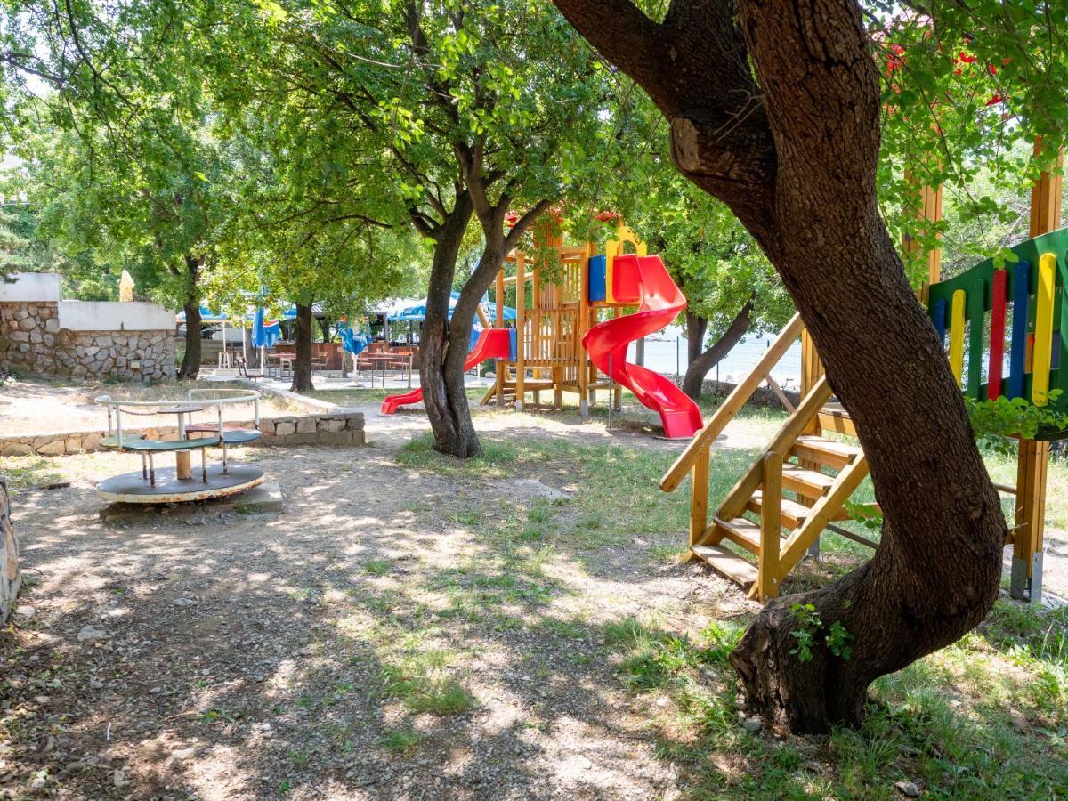 Luxury Mobile Home Zuzu Кленовица Екстериор снимка