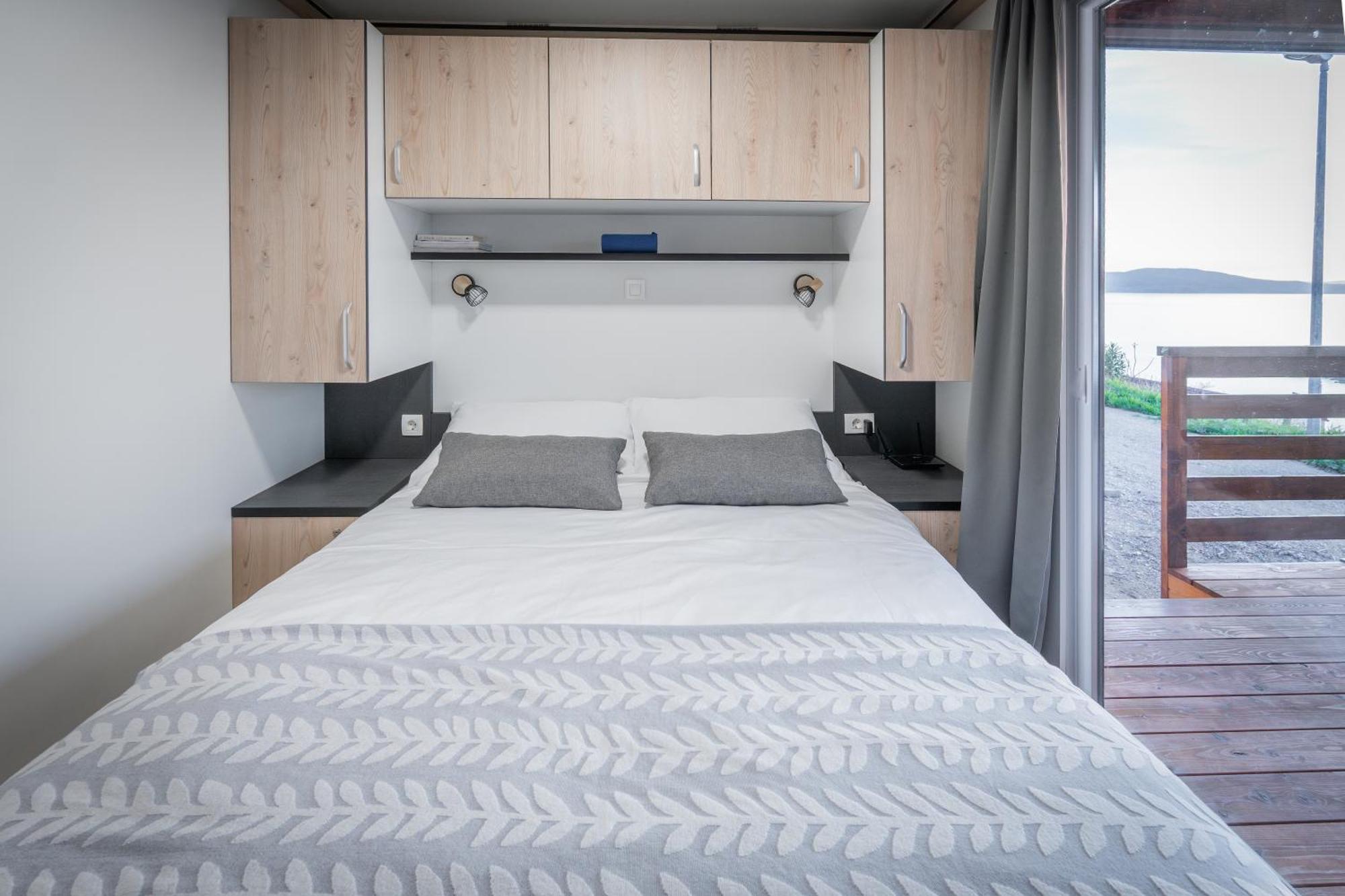 Luxury Mobile Home Zuzu Кленовица Екстериор снимка