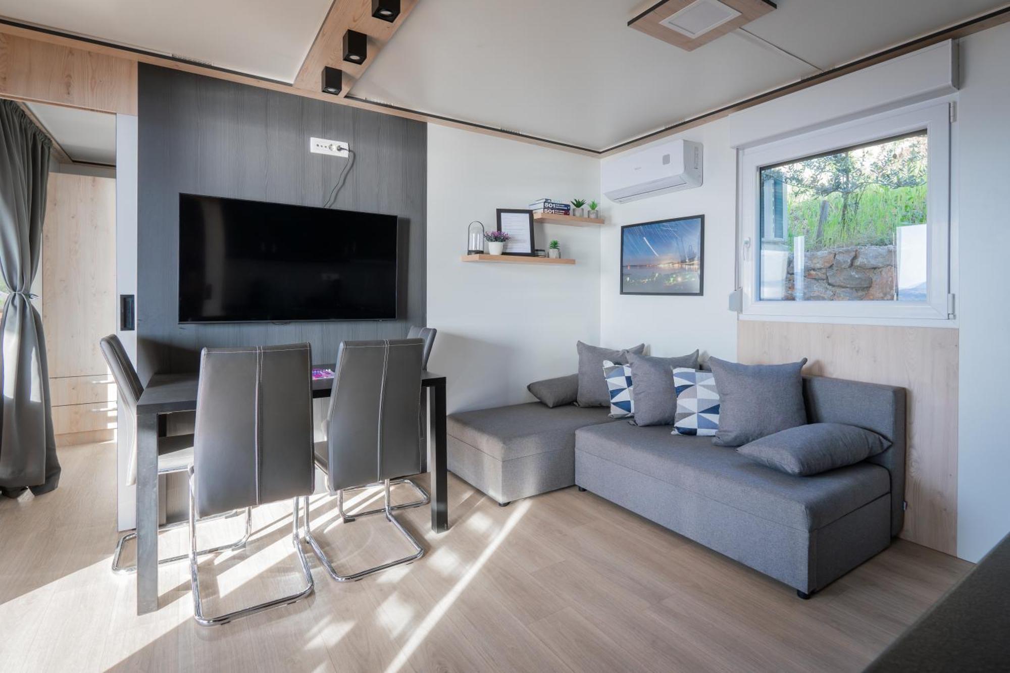 Luxury Mobile Home Zuzu Кленовица Екстериор снимка